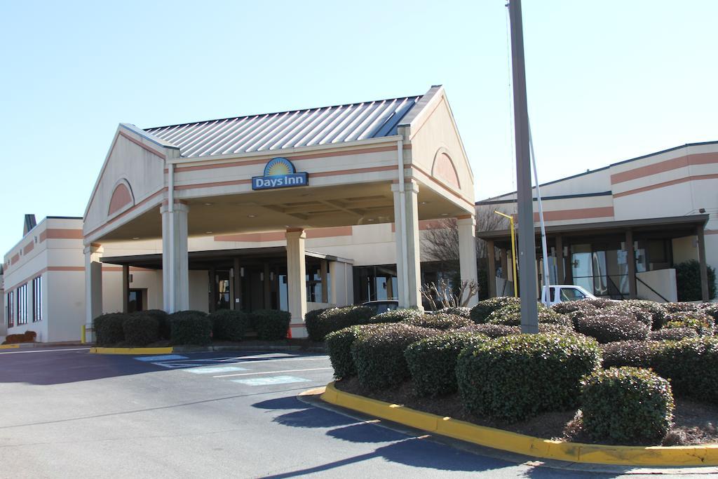 Days Inn By Wyndham Macon I-75 North Dış mekan fotoğraf